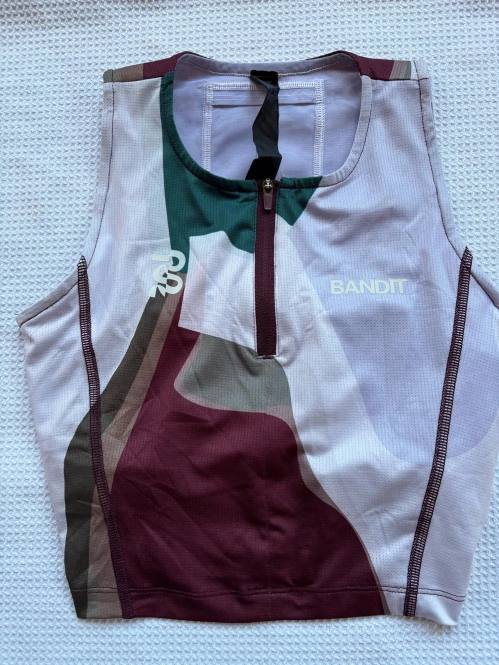 Bandit Running Women’s Ares Flex Zip Front Race Crop in size XSmall. - Picture 2 of 4